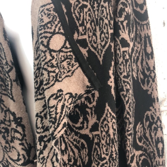 Soft Surroundings Asymmetrical Filigree Topper Sweater Medium - Picture 2 of 8